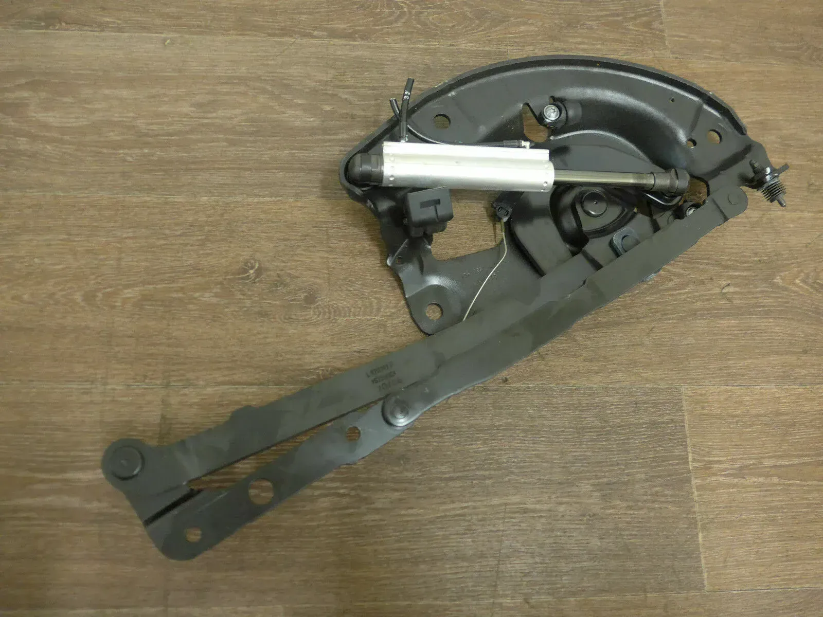 VW EOS 1F 1Q 06-09 Scharnier f. Verdeck Heckklapppe Re Hi rechts hinten - Bild 1