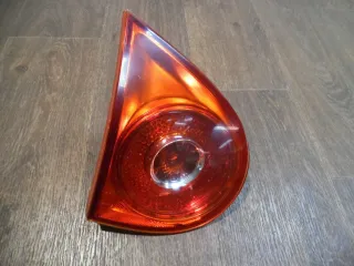 VW Golf 5 V Limo Rückleuchte Rücklicht Heckleuchte linsk innen 1K6945093J - Bild 1