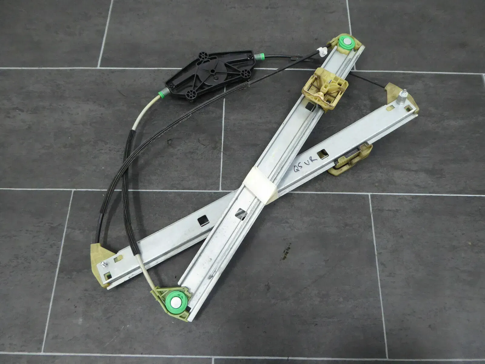 Audi Q5 8R 2009Bj Fensterheber Motor vorne rechts 8R0837462B - Bild 1