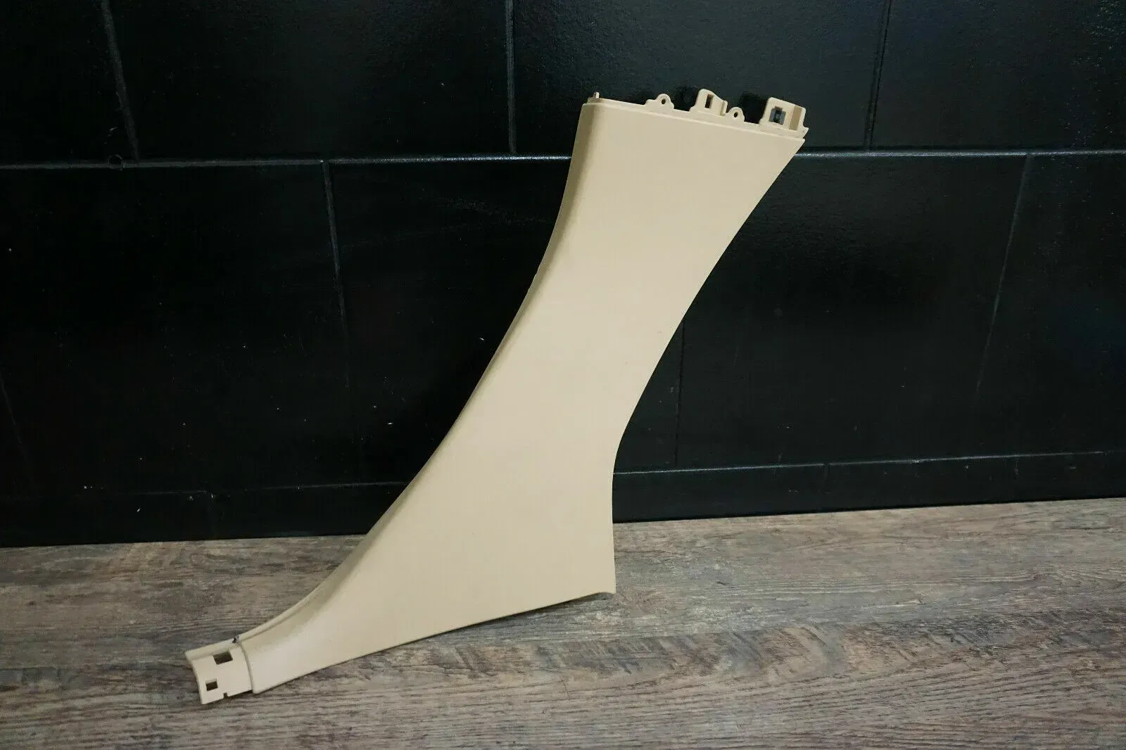 Porsche Boxster 981 B-Säule Seitenverkleidung Verkleidung Gurtroller 98155521601 - Bild 1
