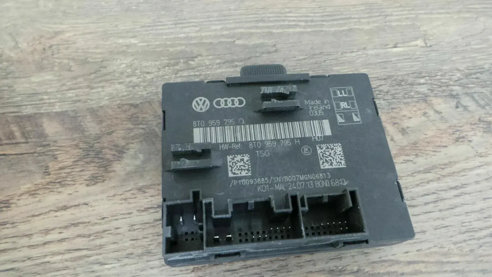 original Audi A5 8T Türsteuergerät Steuergerät hinten 8T0959795Q 8T0959795H - Bild 1