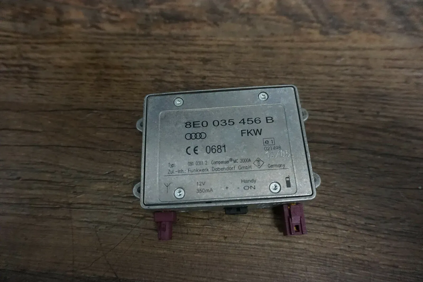Original Audi A4 8E A6 4B A3 8P Steuergerät Antennenverstärker 8E0035456B - Bild 1