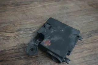 org Audi A4 8K A5 8T Q5 8R Potentialverteiler Kasten Batterie 8K0937517A - Bild 1