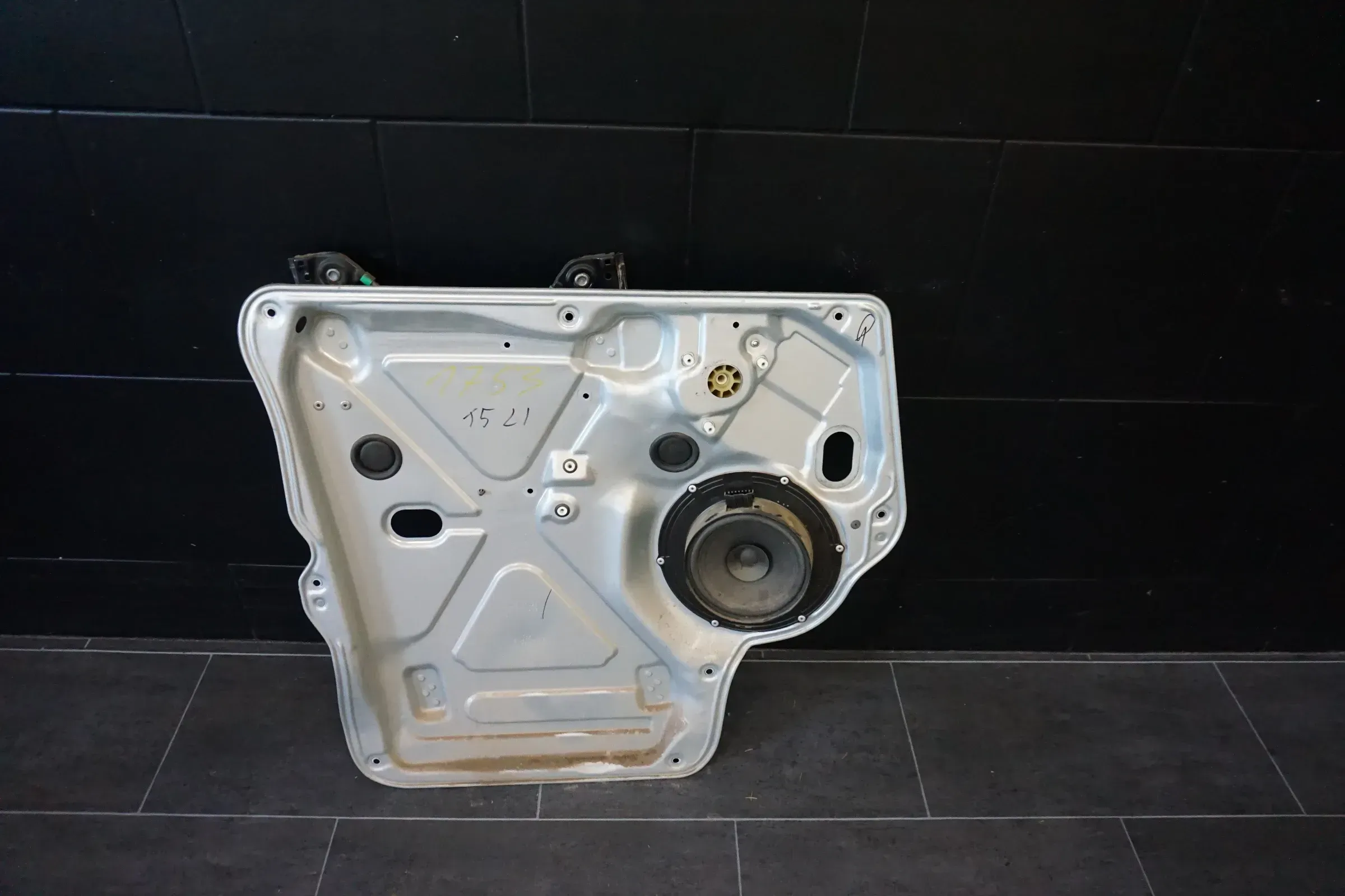 VW T5 Fensterheber Fensterheberplatte vorne Links 7H1837729B - Bild 1