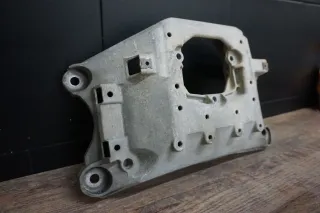 Audi A4 8K A5 8T Q5 8R A6 4G A7 4G Querträger Getriebe Halterung 8K0399263AT - Bild 2