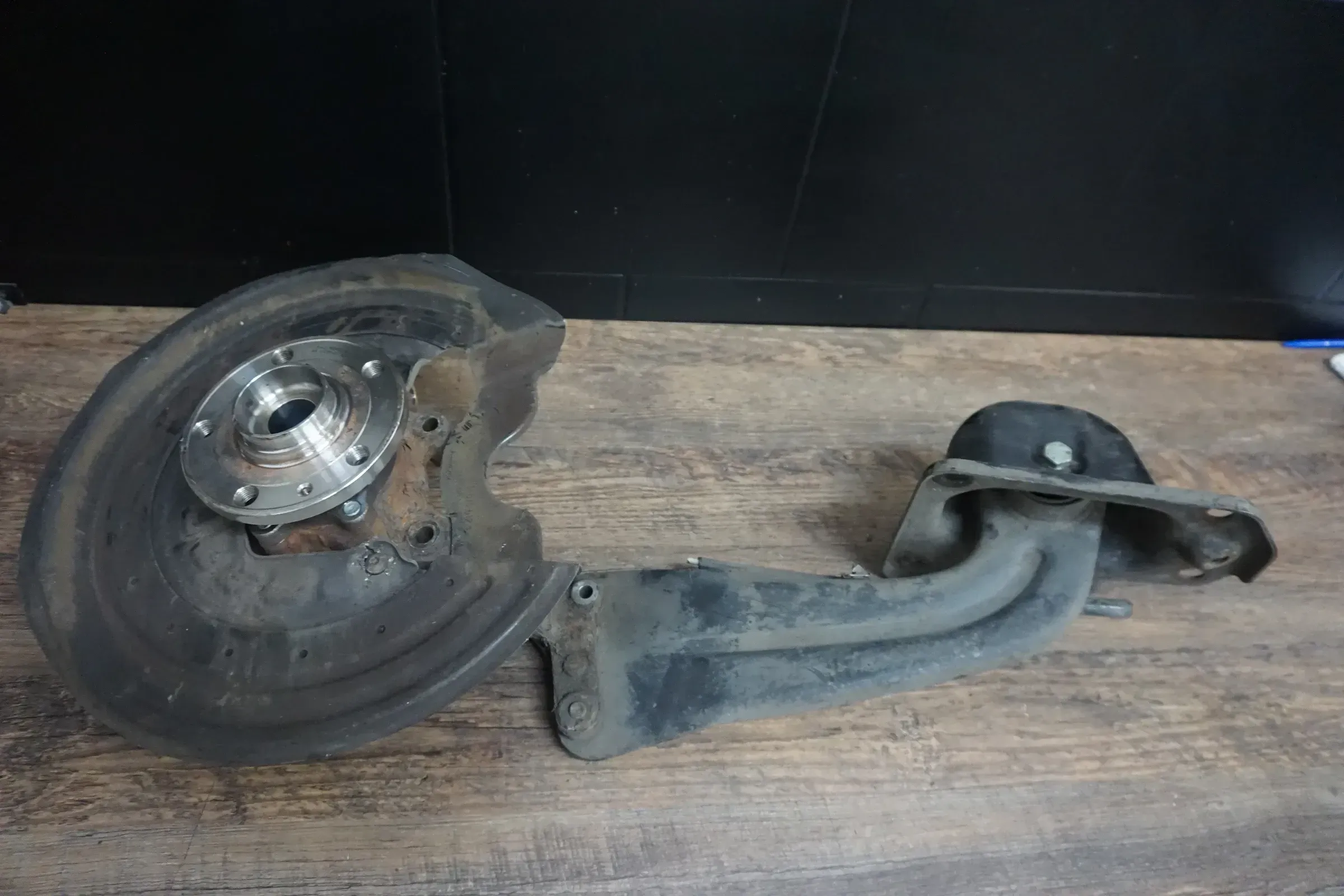 VW Audi Seat Skoda Querlenker Achslenker hinten rechts 1K0505226C Achsschenkel - Bild 1