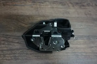 BMW 1er F20 F21 3er F30 LCI Türschloss Schloss hinten links 7229459 A053702 - Bild 2