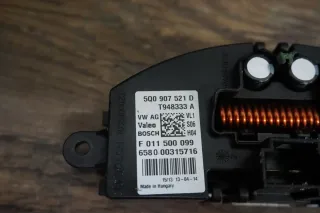 AUDI A3 8V 8V1 Heizungswiderstand Widerstand Heizung 5Q0907521D - Bild 3
