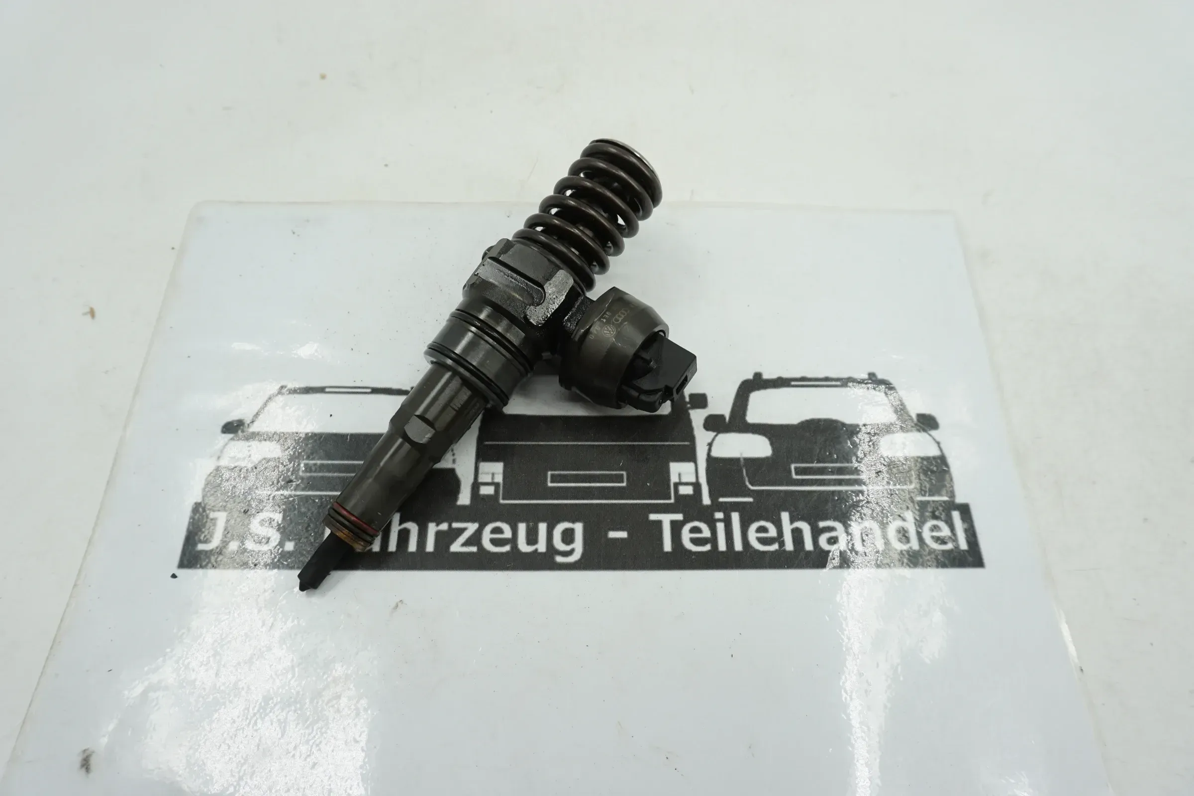 VW T5 7H 7J 06-10 2.5 TDI BNZ Pumpe-Düse Einheit Einspritzeinheit 070130073R - Bild 1