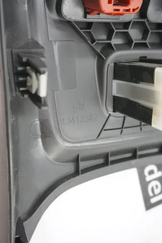 Opel Astra K 2018 Mitte Sonstiges Einzelteil Mittelkonsole 13412342 RBA12431 - Bild 6