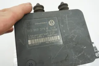 VW Golf 5 Audi A3 8P ABS Block Hydraulikblock 1K0614517Q 1K0907379R Steuergerät - Bild 4