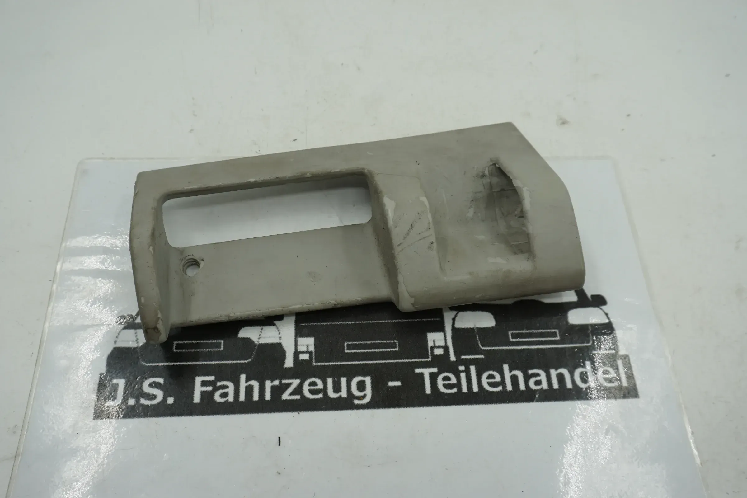 VW T5 7H Multivan Blende Griff innen Schiebetür Türgriff links 7H5867620 - Bild 1