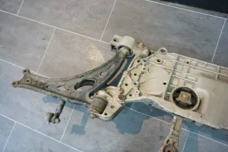 Achsträger Achsträger Audi A3 8P VW Golf 5 Touran Träger Vorderachse 1K0199369F - Bild 9