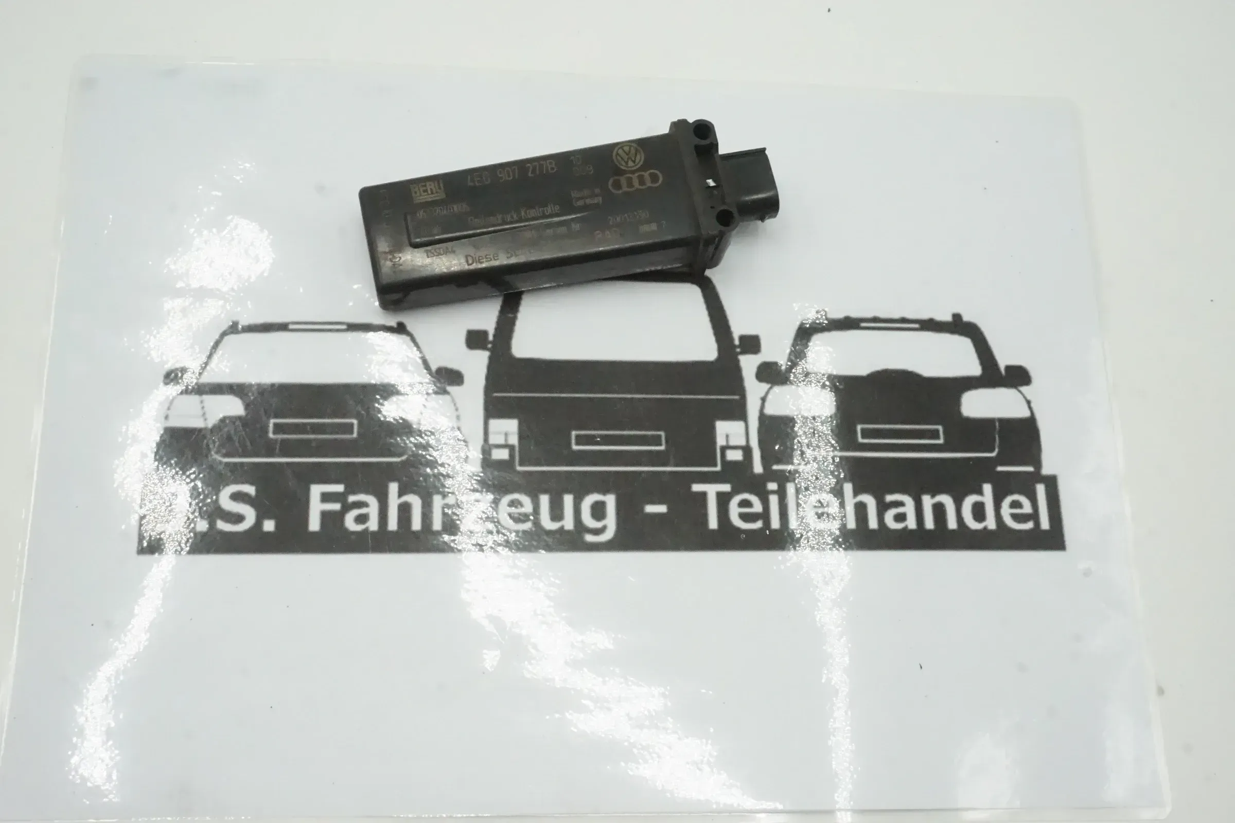 org Audi A8 4E Antenne Sender RDC Reifendruck Kontrolle 4E0907277B 433MHZ - Bild 1