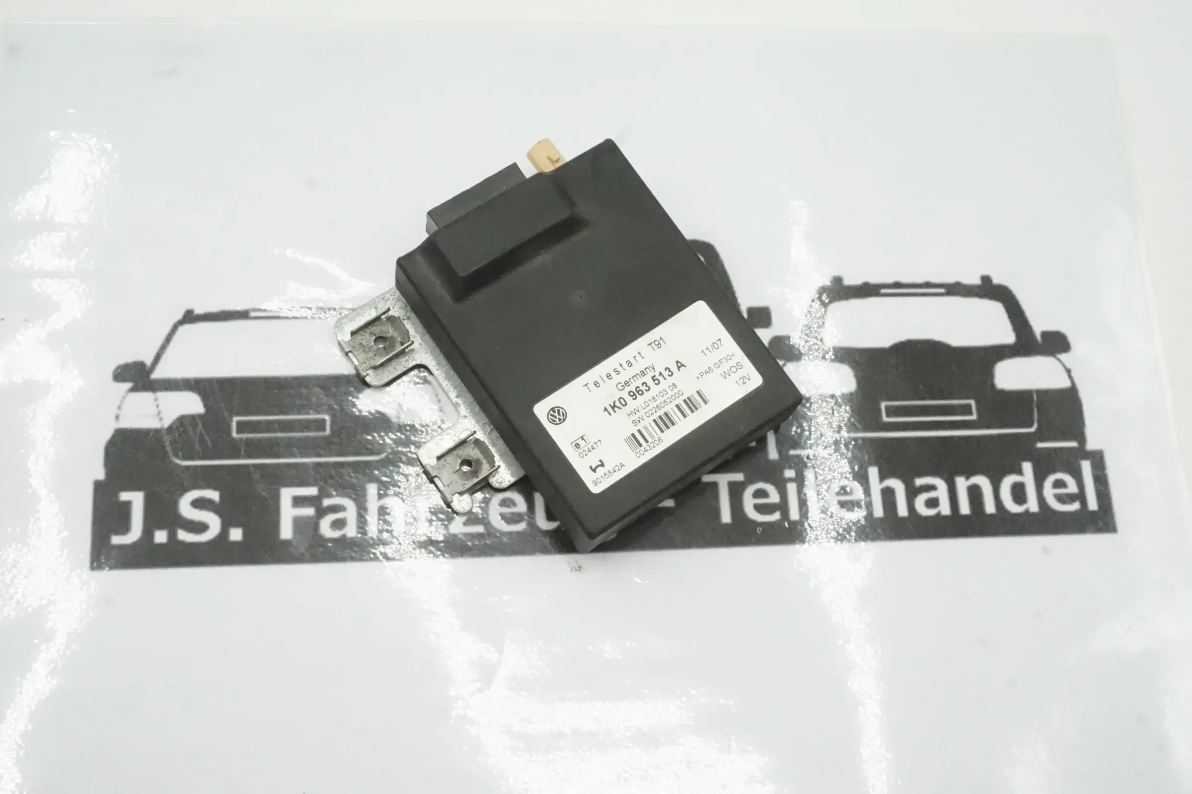 Volkswagen Transporter Caravelle T5 Steuergerat Standheizung 1K0963513A - Bild 1