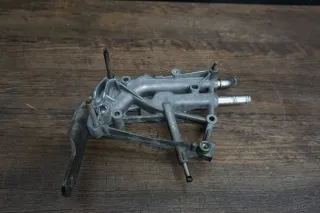 VW Bus T6 TDI AGR Halter für Kühler Abgasrückführungskühler 04L131425E - Bild 1