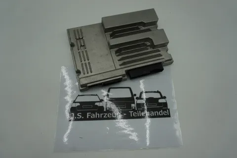 Background image for Mercedes W218 CLS AMG Mopf B&o Bang Olufsen Amplifier A2219007204 Verstärker