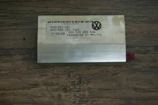 VW Passat 3C - GPS Antennenverstärker Antenne Verstärker 3C5035534 - Bild 1