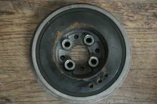 Audi VW 1,9 TDI Riemenscheibe Kurbelwelle 038105243 - Bild 2