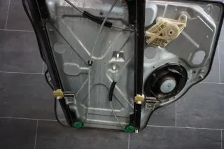 VW T5 Fensterheber Türtafel elektrisch Vorne Rechts 7H0837730AP - Bild 3