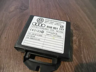 Audi A4 8H Cabrio Bewegungsmelder Innenraumüberwachung Steuergerät 8H0951177 - Bild 1