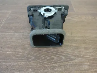 VW Golf MK7 Pasenger Air Vents 5G2819703 5G2819247 5G2819709 Luftdüse - Bild 3