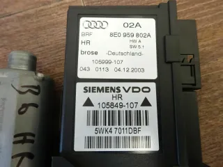 Audi A4 S4 8E B6 01-05 Fensterhebermotor hinten rechts 8E0959802A - Bild 4