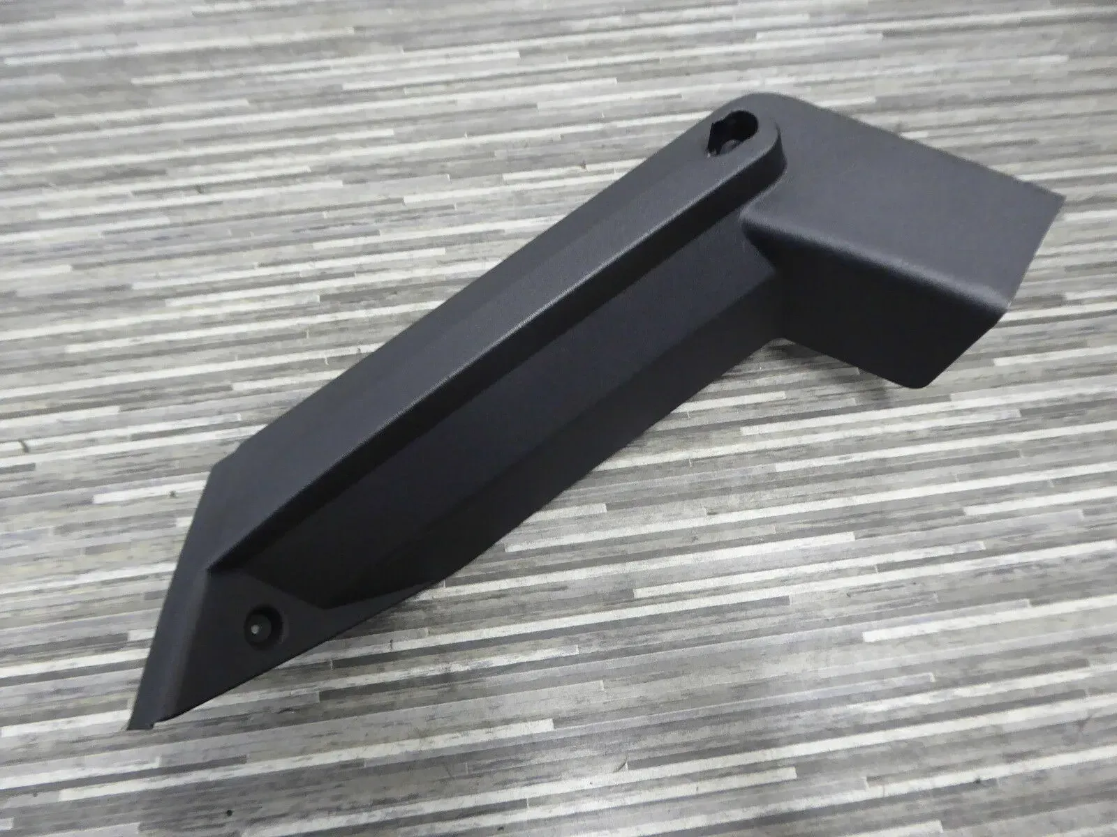 Auflage links Hutalage Ablage hinten 1P0867761H Seat Leon 1P Bj 2007 - Bild 1