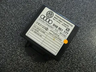 Audi A4 S4 RS4 8H Cabrio Steuergerät Bewegungsmelder vorne 8H0951177 - Bild 1