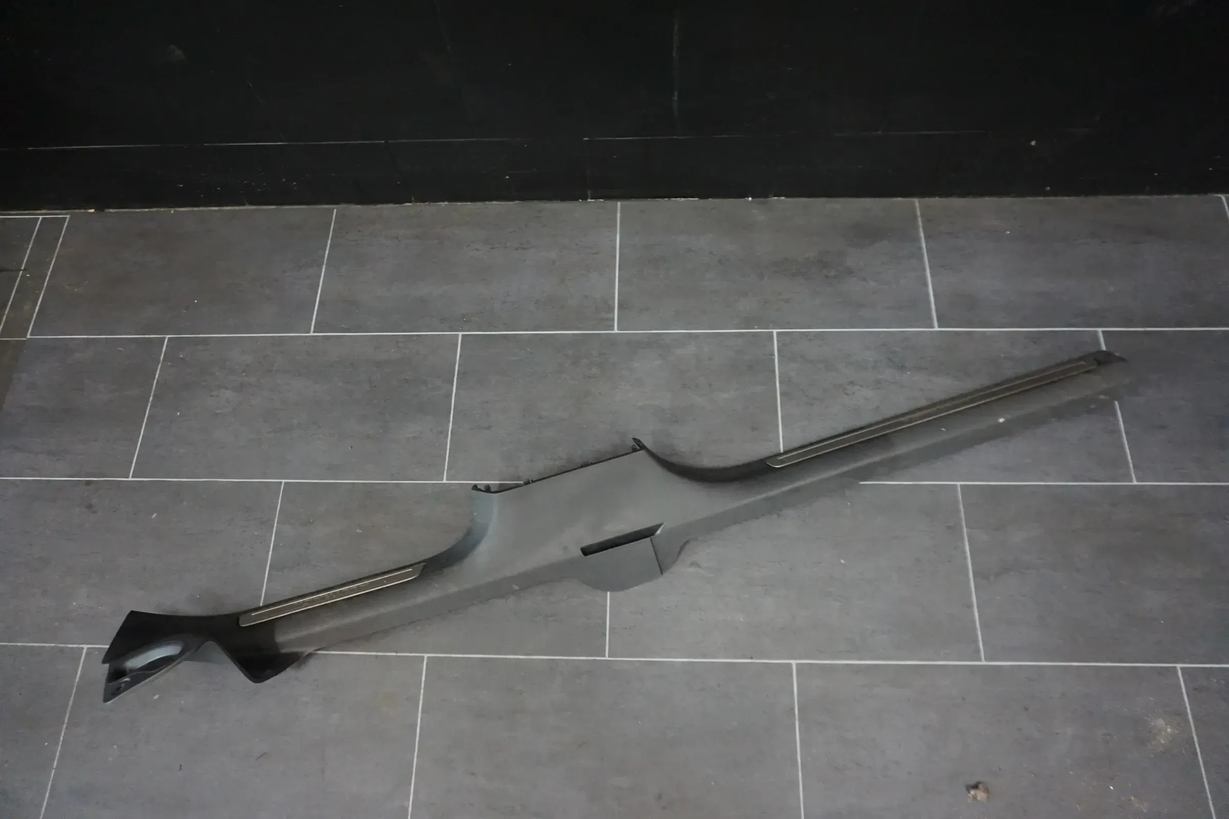 VW Passat B8 Variant Alltrack Eistiegsleisten Leisten Set 3G0853371N - Bild 1
