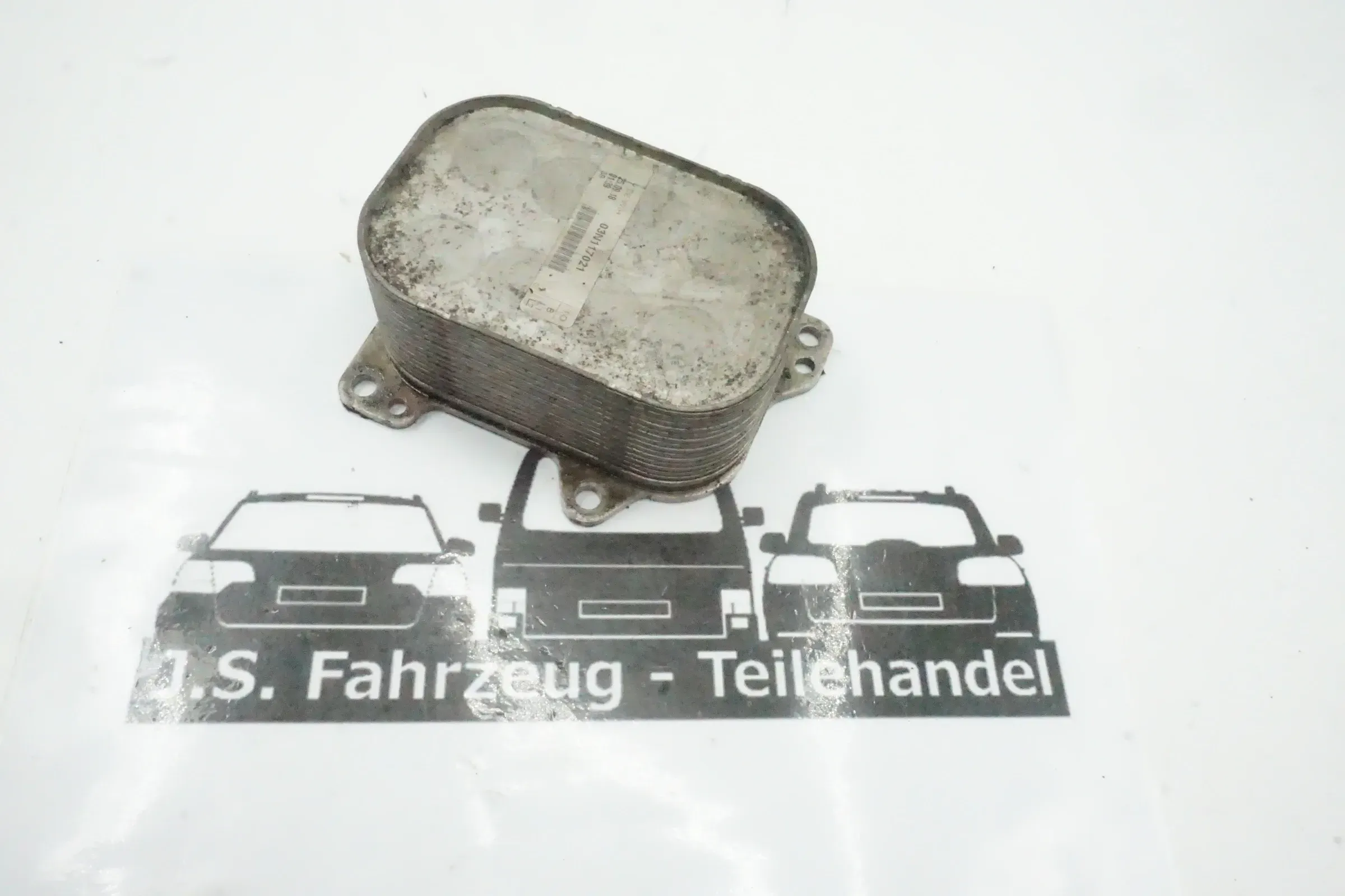 03N117021 Ölkühler Kühler 1,6 2,0 TDi VW Golf 7 Sportsvan T-Roc Skoda Octavia 3 - Bild 1