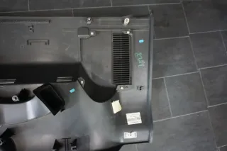 7H1868716C Seitenverkleidung hinten rechts Original VW T5 Multivan KR 2009 - Bild 6