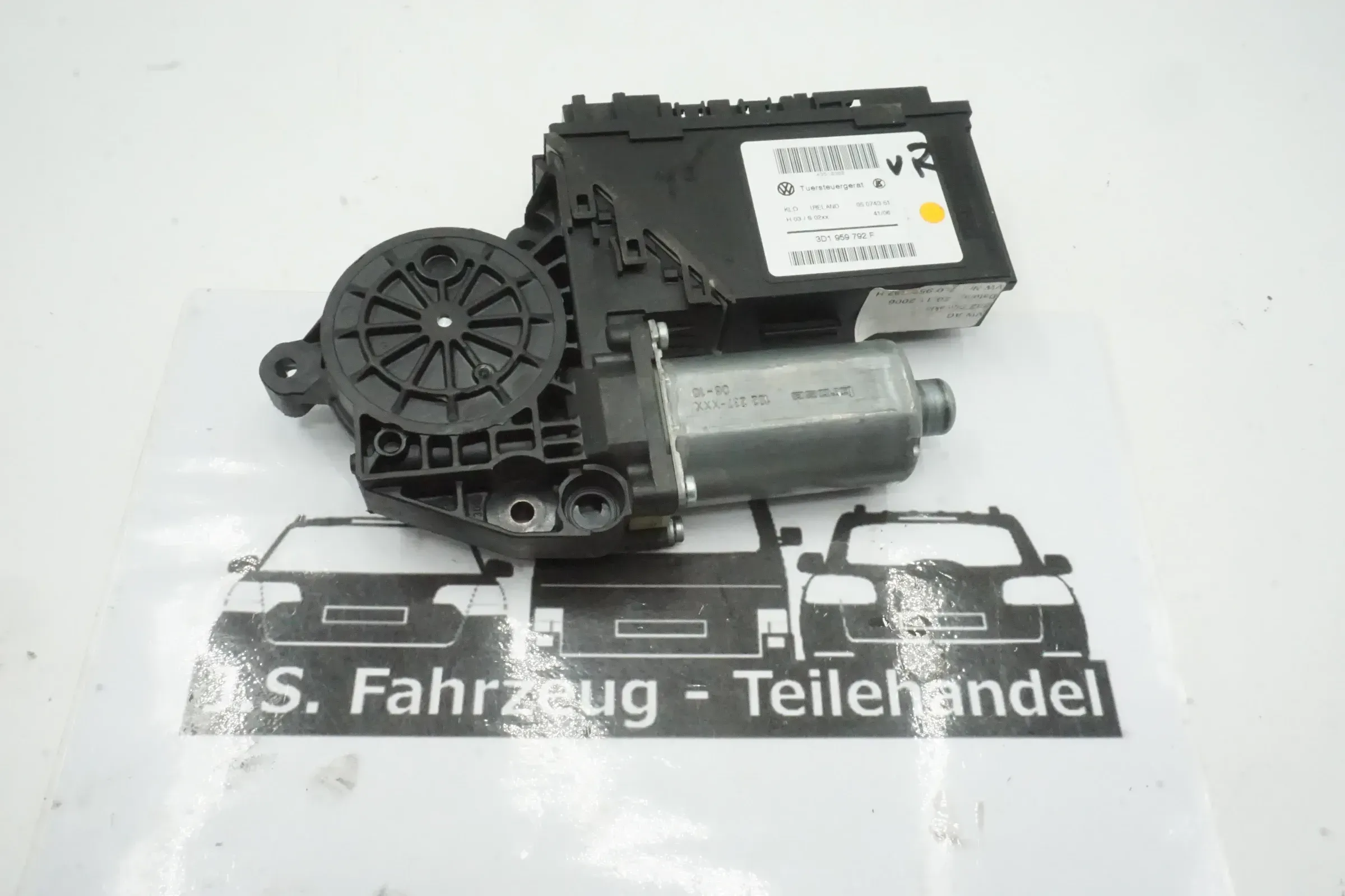 VW 7L Touareg 3.0TDI Fensterheber Türsteuergerät vorne rechts orig VW 3D1959792F - Bild 1