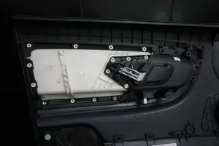 Skoda Fabia 5J Türverkleidung Türpappe vorn rechts 5J1867006S Schwarz - Bild 8