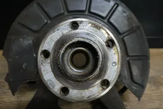 Achsschenkel Radnabe Radlagergehäuse vorne rechts VW Golf 5 V GTI 2.0 TSFI  TOP - Bild 7