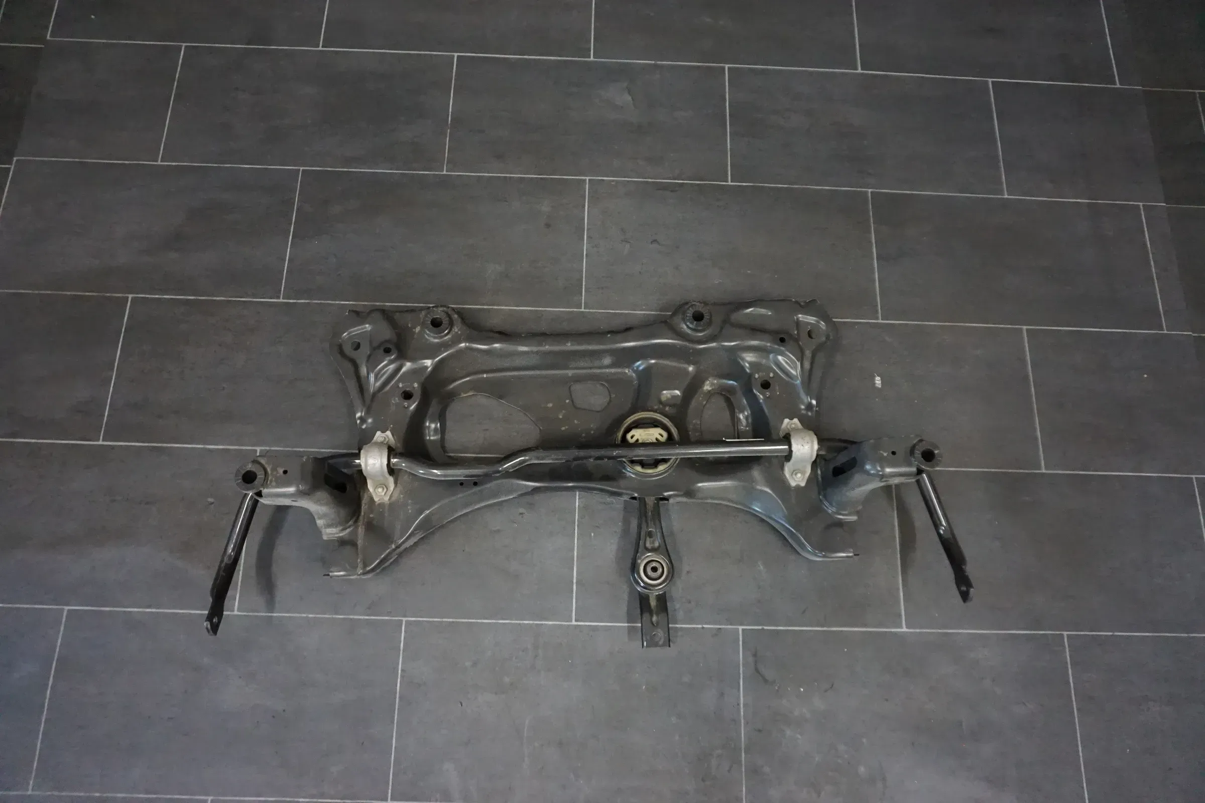 Original VW Audi Seat Skoda Aggregarenhalter Achsträger vorne 5Q0199315R - Bild 1