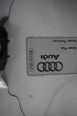 Audi A4 8E B6 Avant BJ 2003 Tankklappe Tankdeckel 8E0010183K - Bild 3
