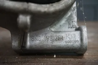 Audi A5 8F Hydrolager Motorlager L 8K0199381KA Motorhalter - Bild 3