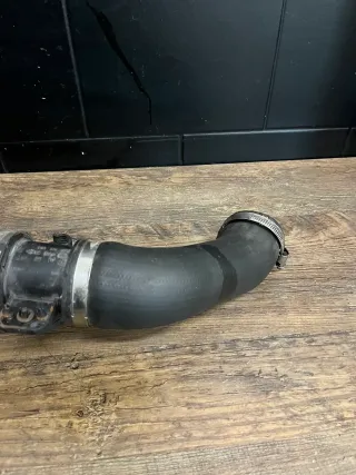 Ansaugschlauch für Luftfilter VW Transporter T5 Kasten 7E0145980 2.5TDi - Bild 2