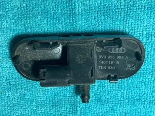 Waschdüse Spritzdüse dreifach SWRA vorne Audi A3 8V  8V3955988A - Bild 2