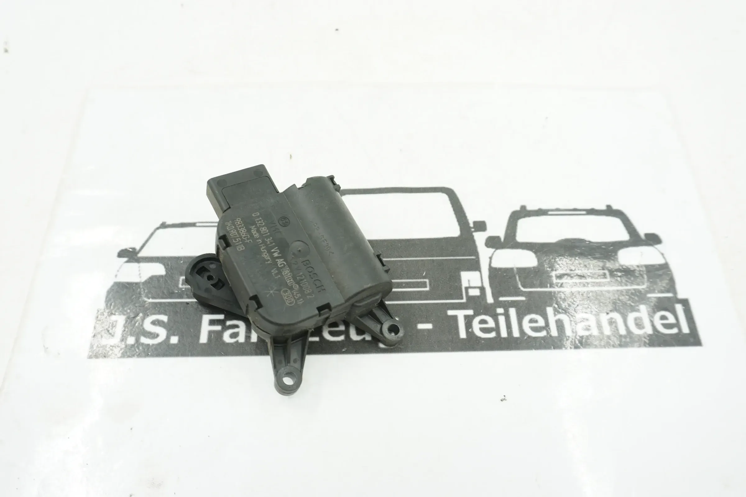 VW Touran Stellmotor Heizung / Lüftung 0132801341 0 132 801 341 1K0907511B - Bild 1