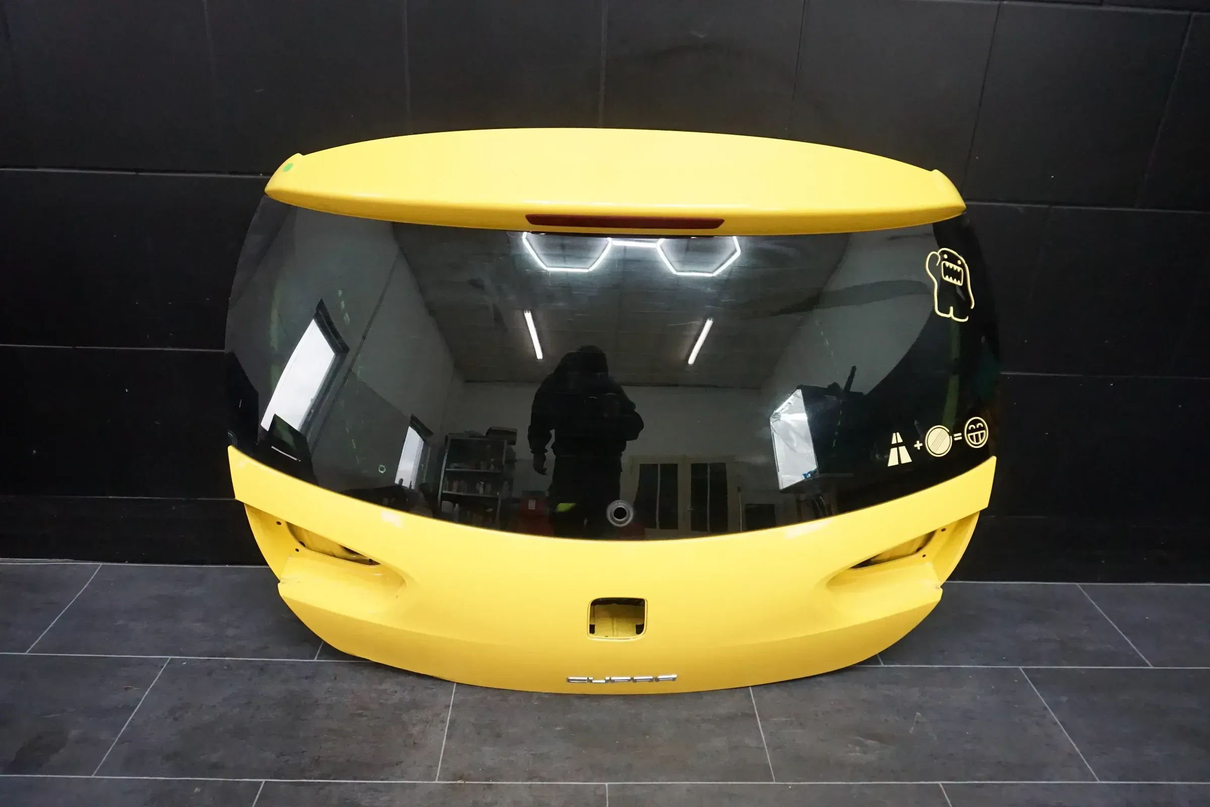 Heckklappe 1P0827024 Seat Leon 1P Kofferraumdeckel Scheibe LS1A - Bild 1