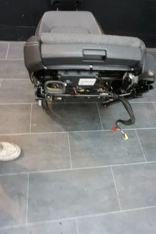Sitz VW Passat 3G B8 Kombi Stoff elektrisch Sitzheizung vorn Links Fahrersitz - Bild 7