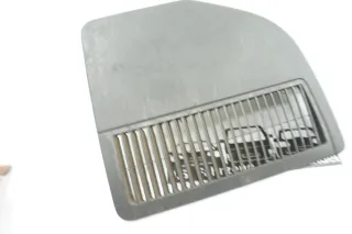 VW T5 Multivan Wartungsklappe Wartungsdeckel Verkleidung hinten rechts Deckel - Bild 4