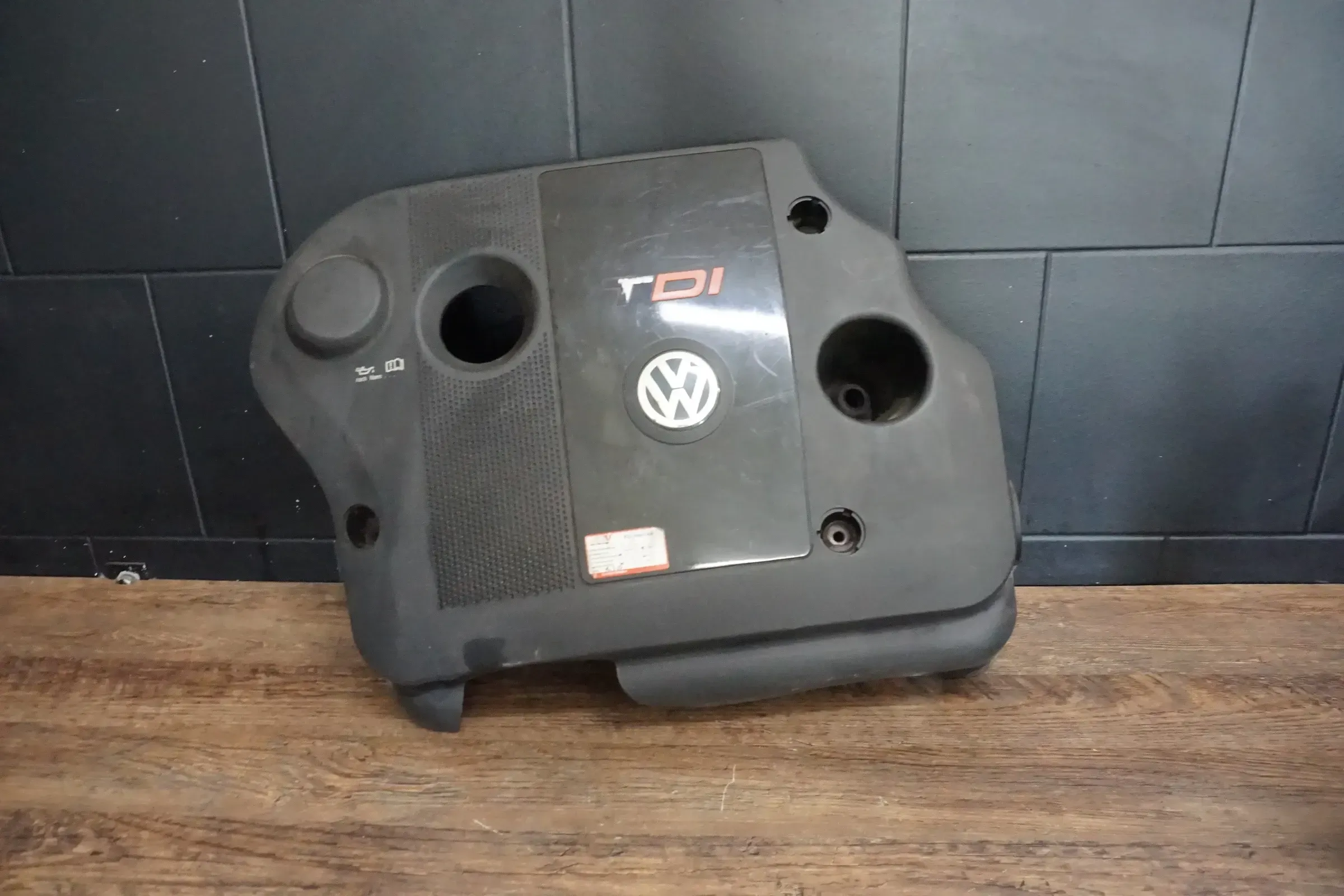 VW Passat 3B Motorabdeckung Abdeckung Motor 1,9 TDI Diesel AJM ATJ 038103925AC - Bild 1
