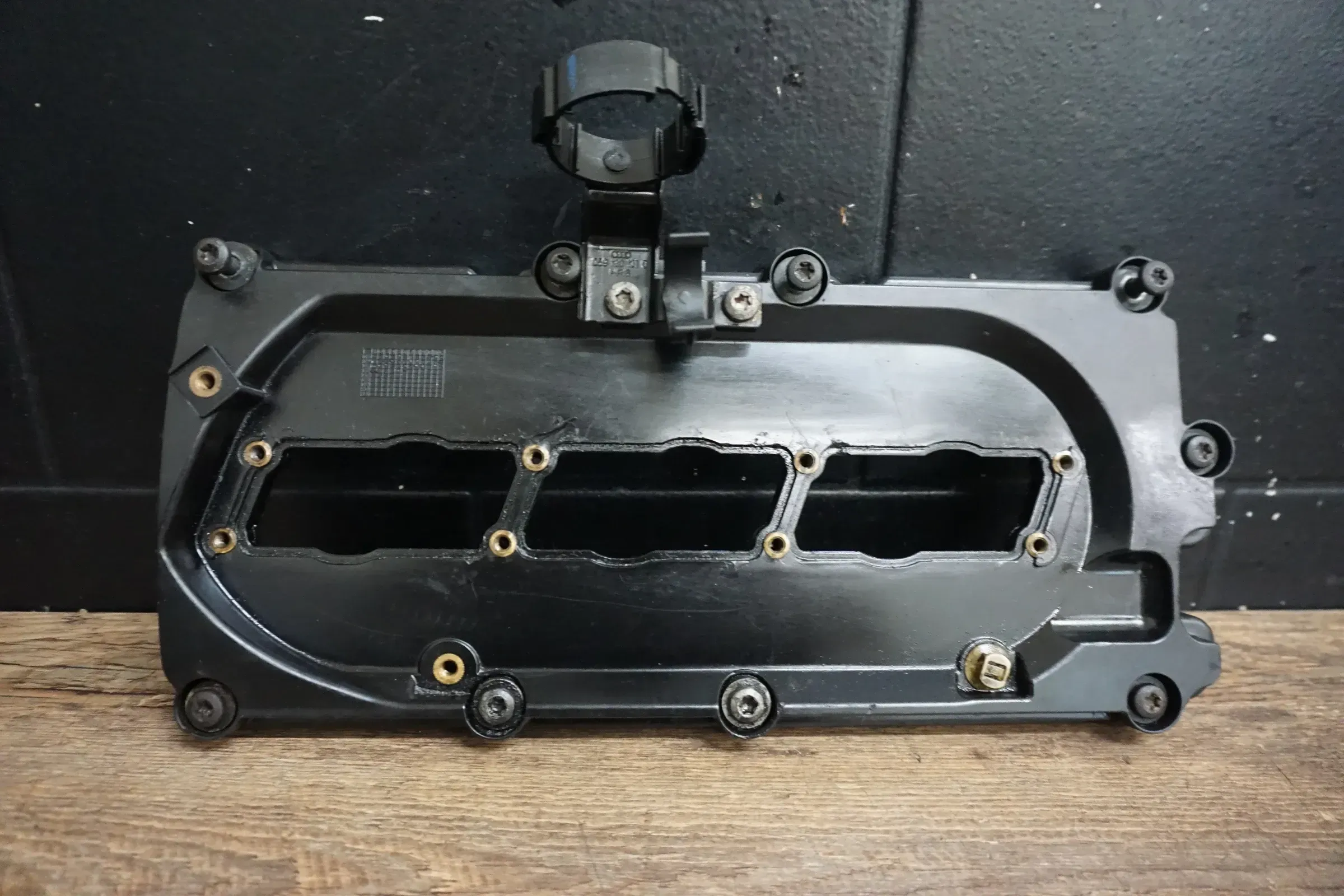 Audi A6 4F C6 2.7 3.0 TDI Ventildeckel rechts 059103470R Zylinderkopfhaube - Bild 1