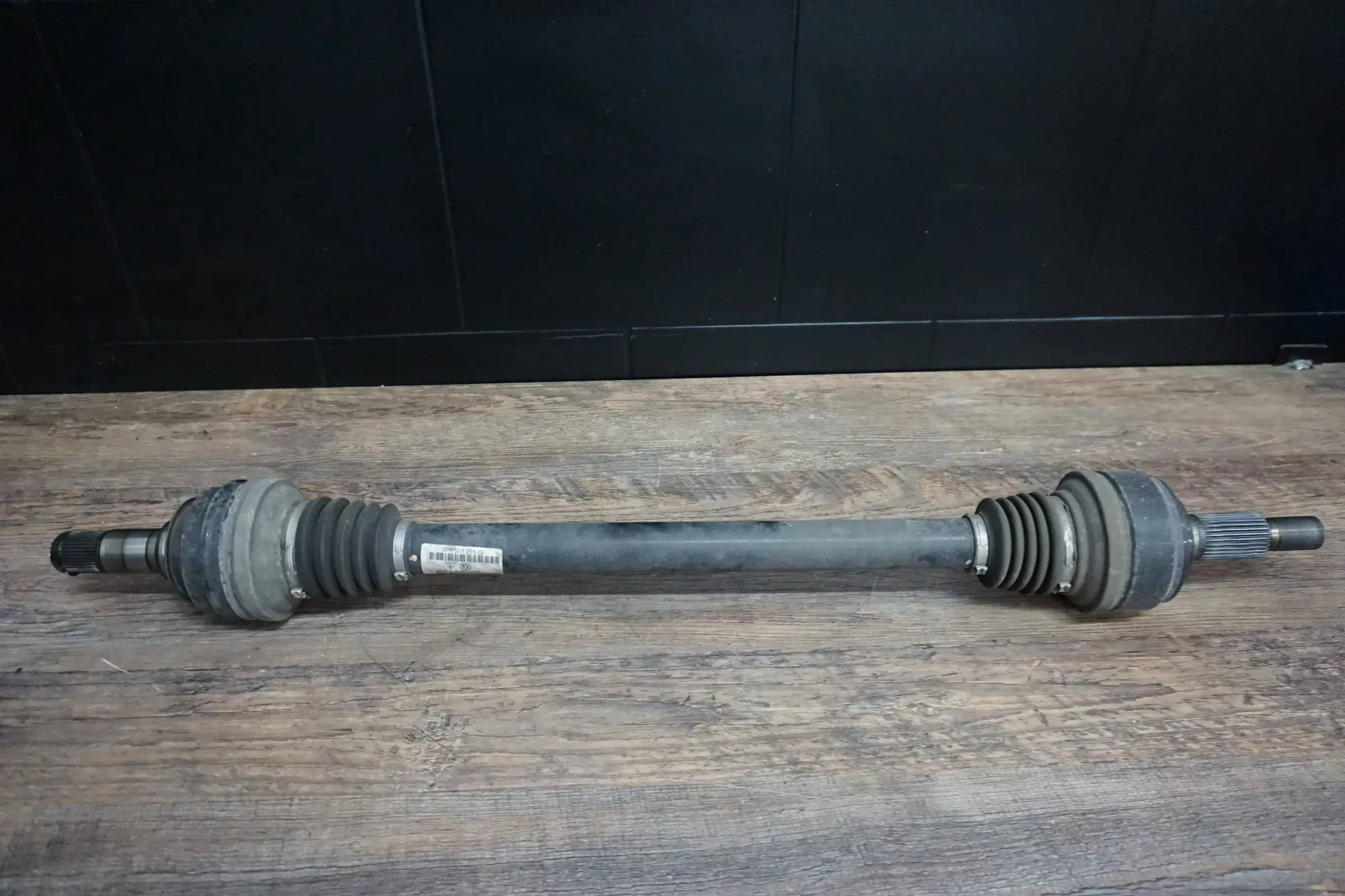 VW Touareg 7P Antriebswelle Gelenkwelle 7P0501201G 7P0501201S Rechts / Links - Bild 1