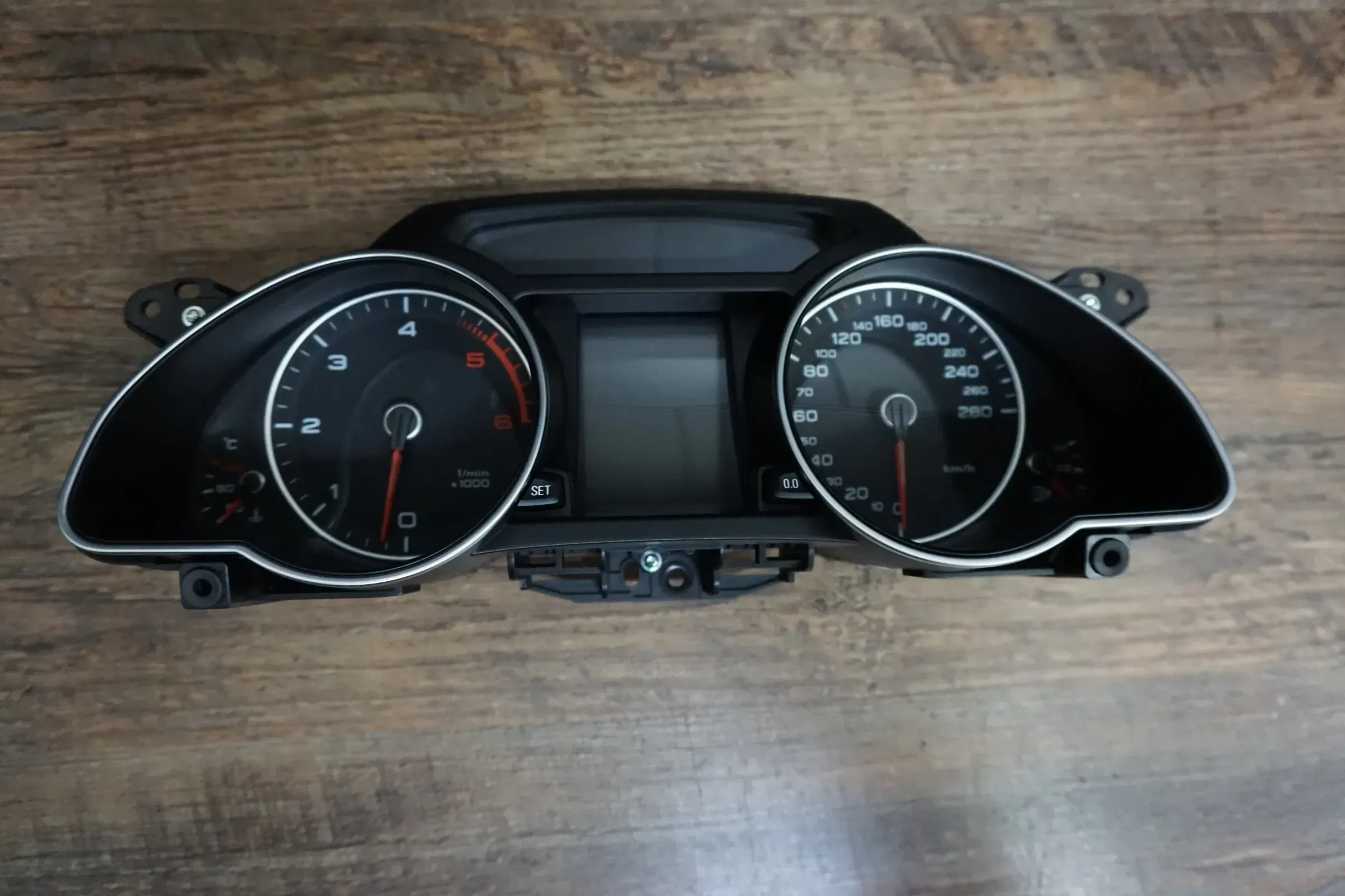 Original Audi A5 8T Sportback Cabrio Coupe Tacho Cluster TDI Diesel 8T0920932N - Bild 1