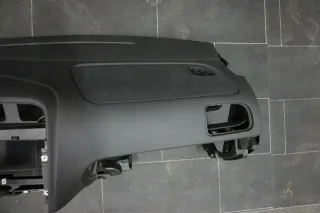 VW Polo 6R Armaturenbrett Cockpit Schalttafel schwarz 6R1857004A - Bild 2
