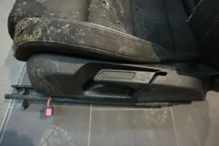 VW Golf 6 VI R Sitz Fahrersitz links vorn Stoff grau schwarz titanschwarz - Bild 9
